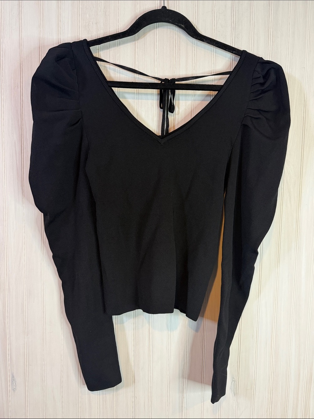NWT PINKO V NECK PUFF PLEATED SHOULDER SWEATER LARGE